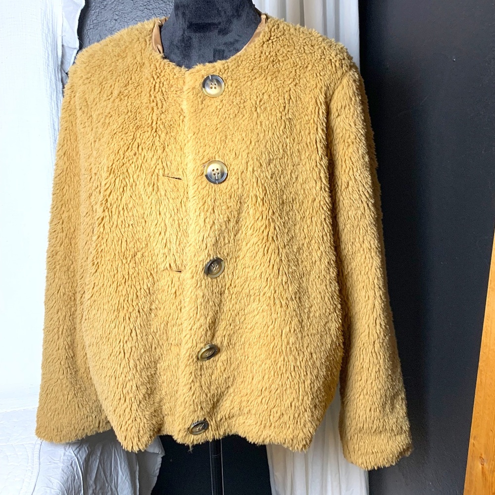 Vero Moda XL teddy bear brown jacket, soft light weight cottage core cozy vibes